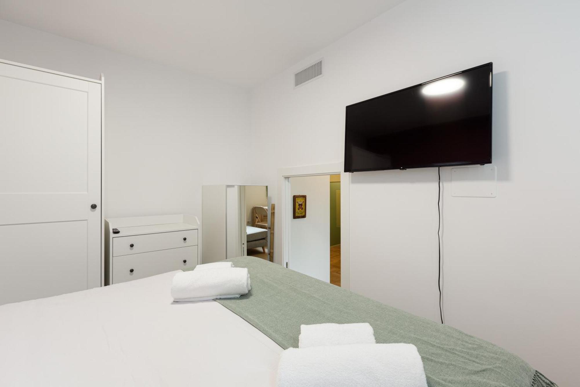 Insubria Park - Pastel Color Apartment! Milano Exteriör bild